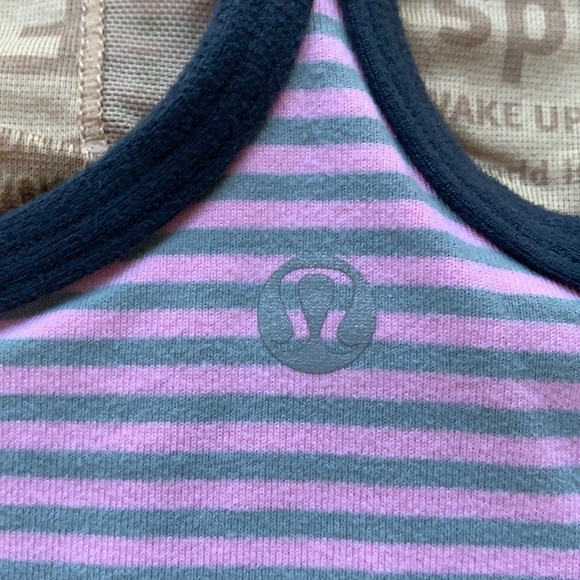 🍋 Lululemon Racerback Pink & Gray Top Size 10 - Picture 4 of 6